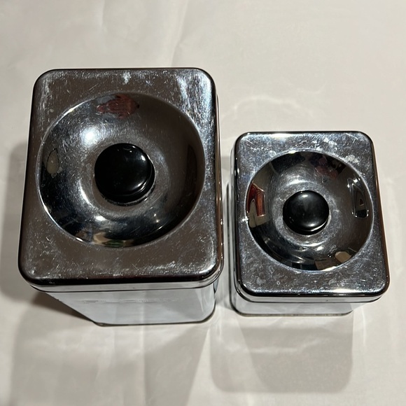 Set of Two Lincoln Beautyware Chrome Aluminum Canister Set MCM - Picture 6 of 13
